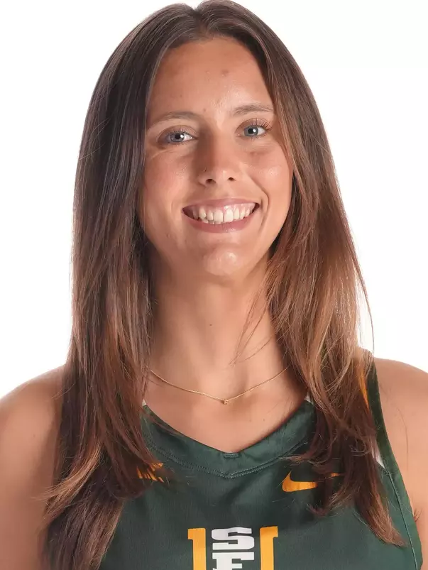 Rainie Stevens Headshot 2026