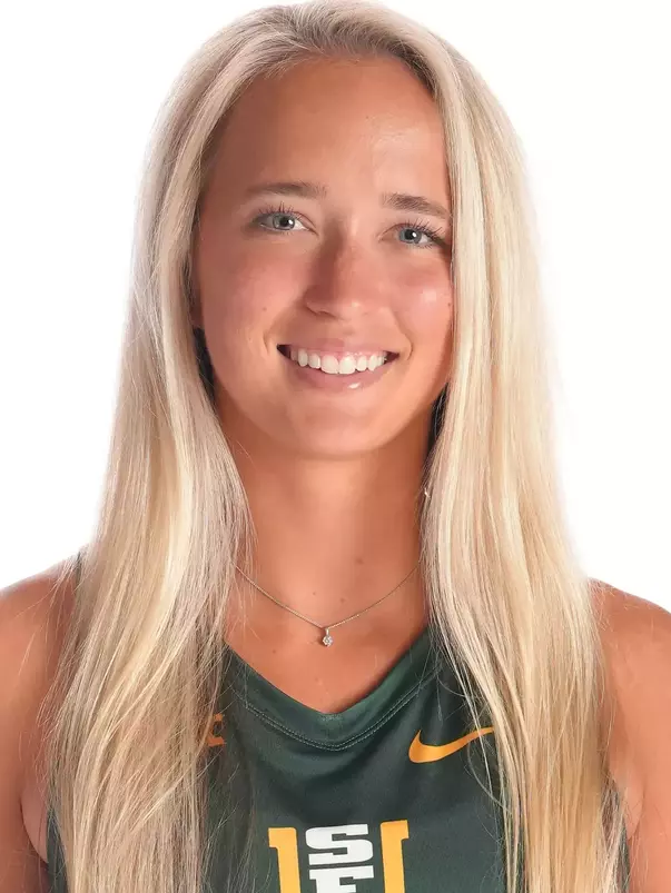 Jacquelyn Strawn Headshot 2026