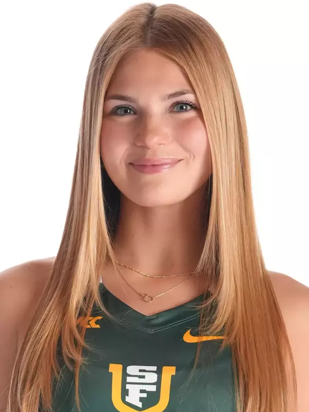 Scarlett McClung Headshot 2026