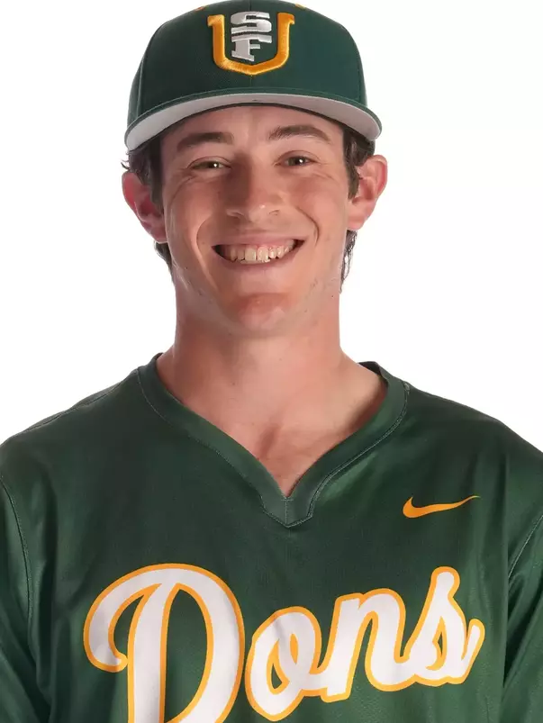 Hunter Holzemer Headshot 2026