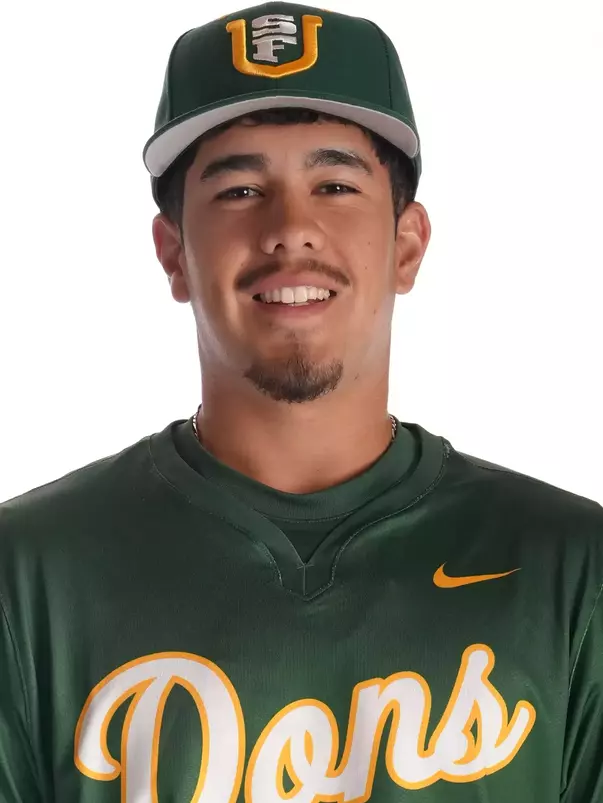 Alan Gonzalez Headshot 2026