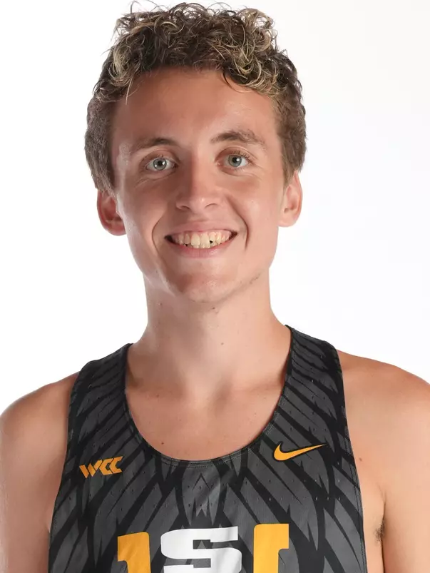 XC Moses Andrews Headshot 2026