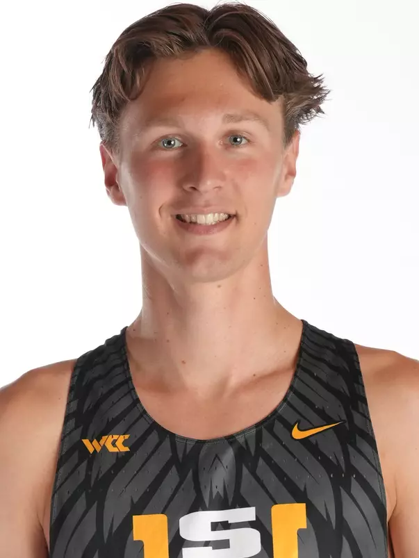 XC Leo Conil Headshot 2026
