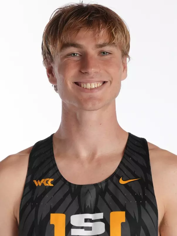 XC Enzo Queirolo Headshot 2026
