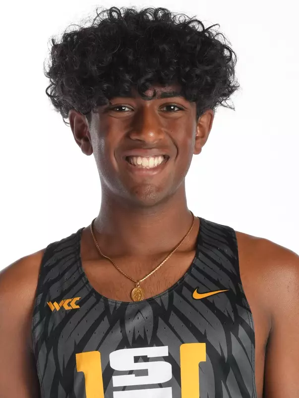 XC Daniel Santhiapillai Headshot 2026