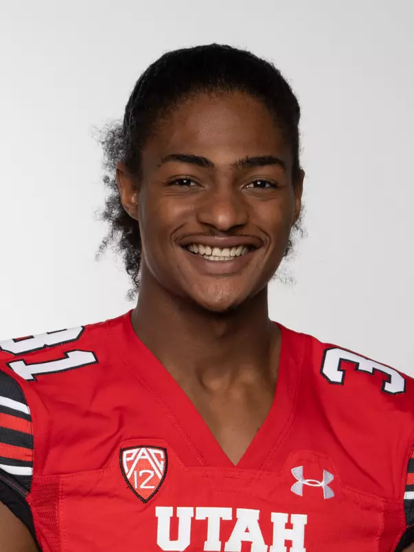 pleasant_johnson_lacarea_2020_21_m_footbl_headshots_2326