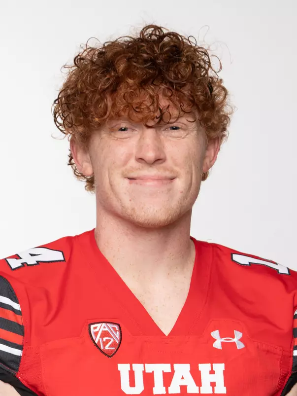 robinson_carter_2020_21_m_footbl_headshots_2076