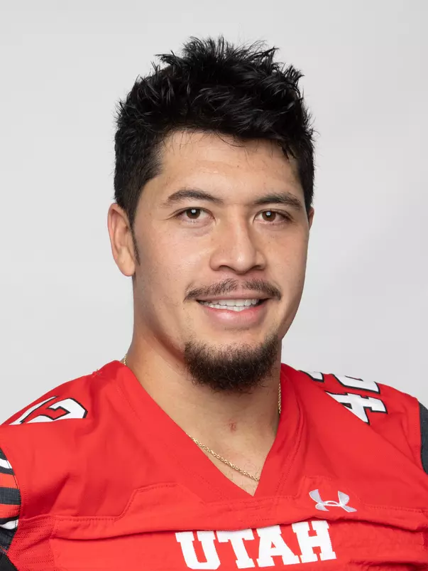 tafua_mika_2020_21_m_footbl_headshots_0778