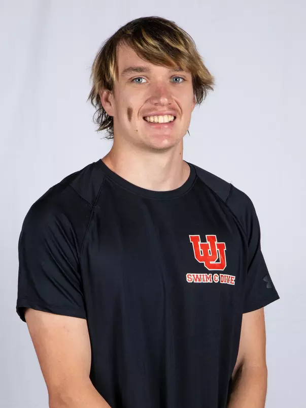 Finn O'Haimhirgin 2021 Headshot