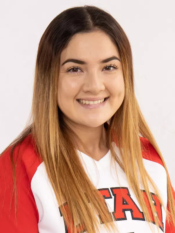 Alicia_Estrada_headshot