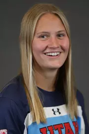 Peterson_Chelsea_WSOC_Headshots__FG21_1