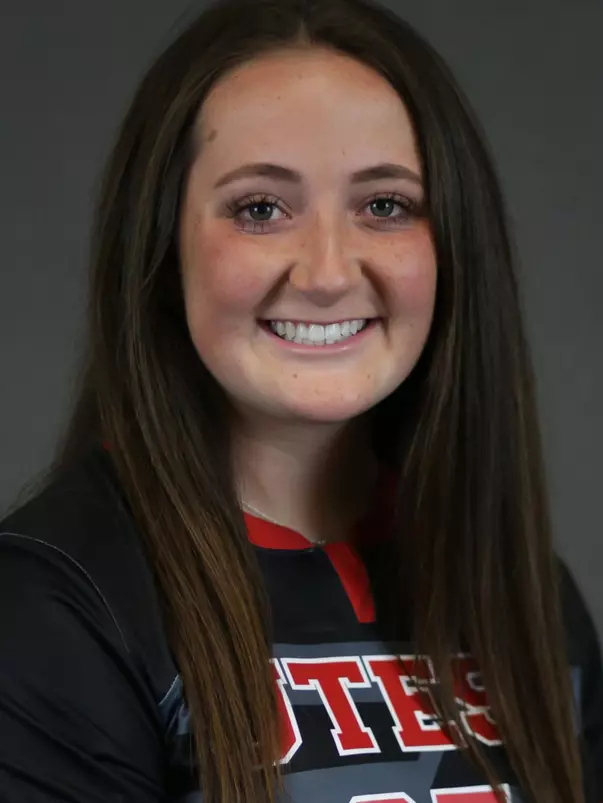 Spangler_Ella_WSOC_Headshots__FG21_1