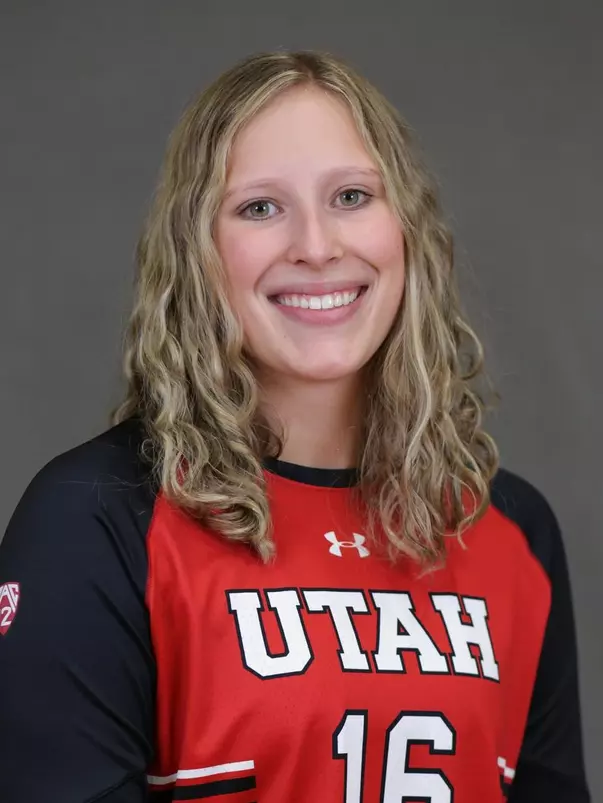 Allie Olsen - VB Headshot 2021