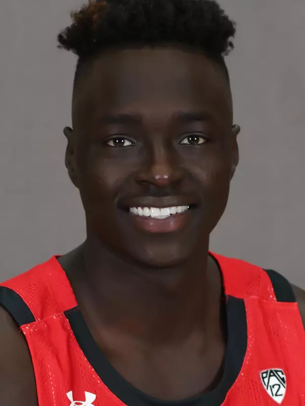 Gach_Both_MBB_Headshot_FG21_2_Cropped_.jpg