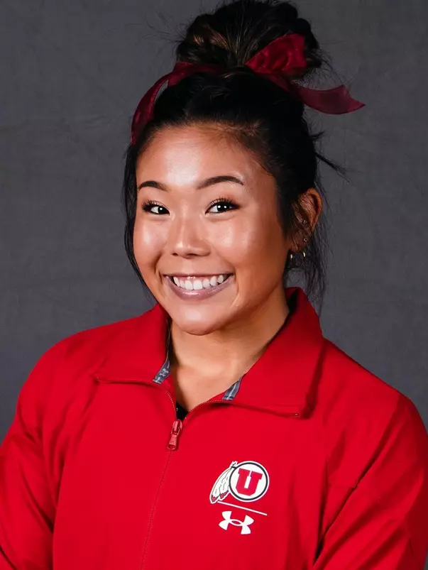 Cristal Isa - 2022 Headshot