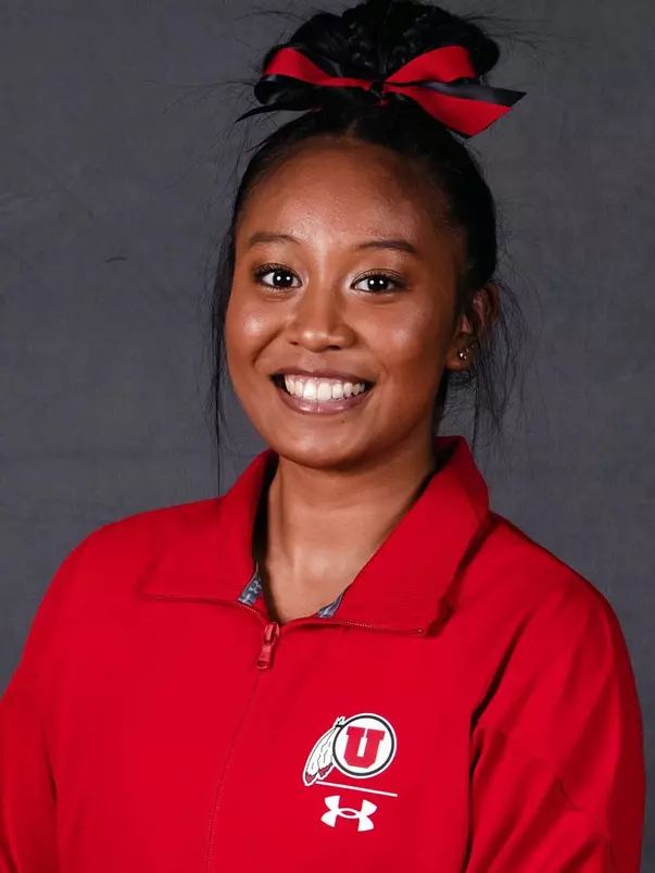 Alani Sabado - 2022 Headshot