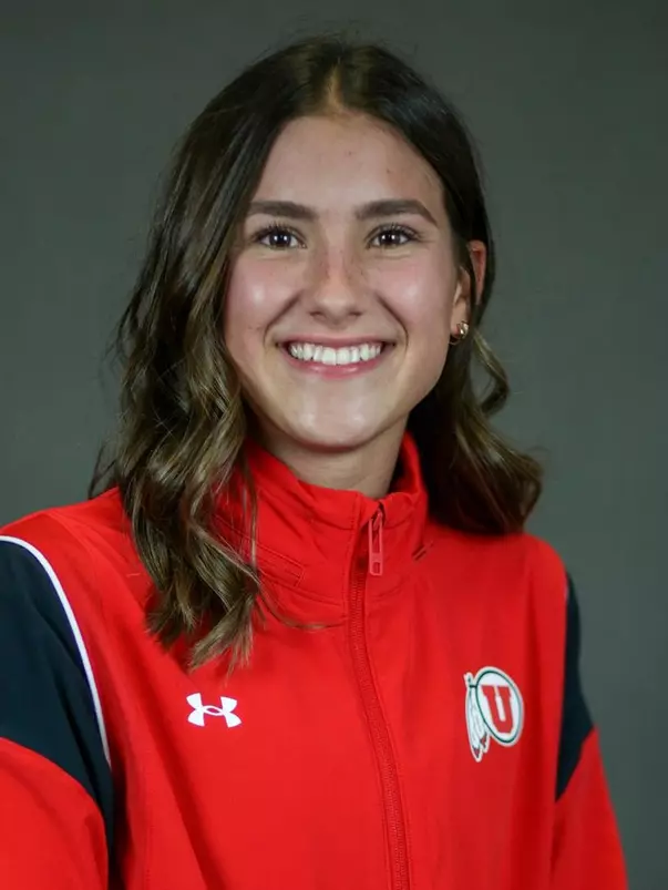 Lizzy DeCecco 2022 Headshot