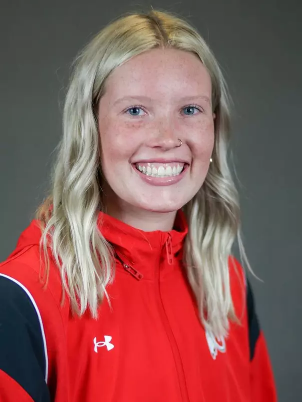 Molly Jacobsen 2022 Headshot