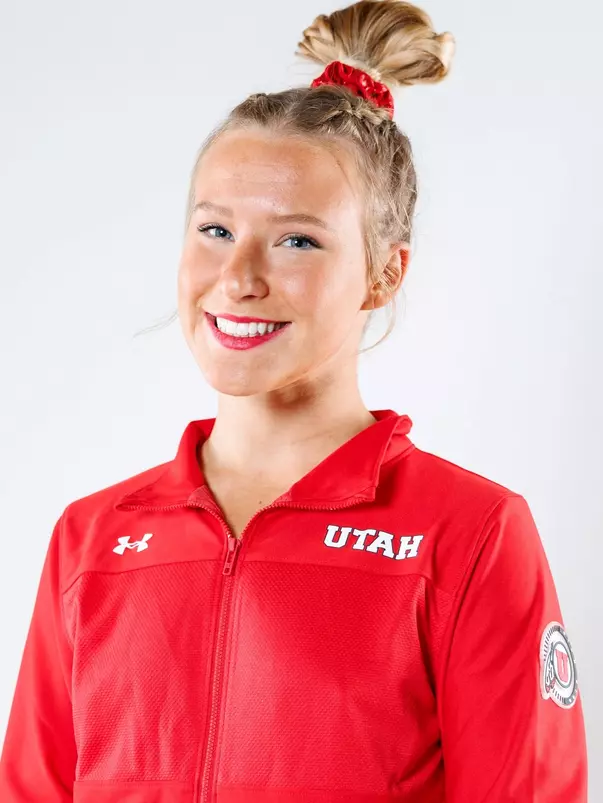 Abby Paulson 2023 Headshot