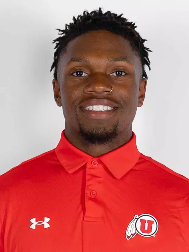 Elisha Lloyd - 2022 Headshot