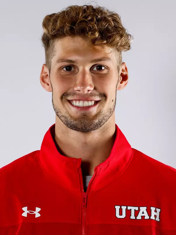 Parker McOmber Swim Headshots 2022-23