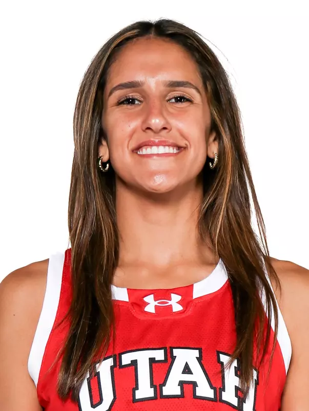 Ines Vieria headhsot 23-24