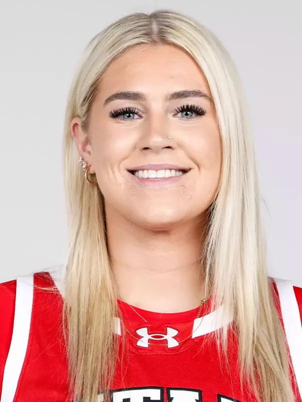 Chyra Evans headshot