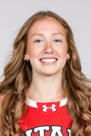 Gianna Kneepkens headshot