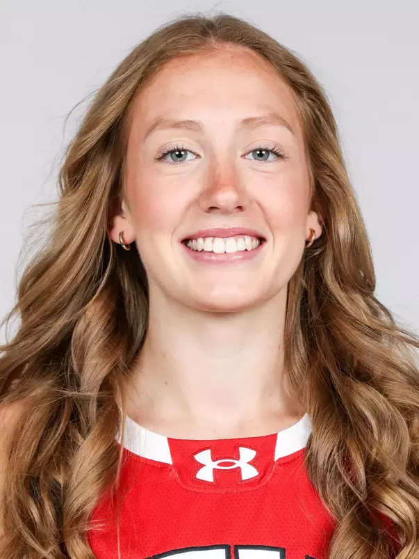 Gianna Kneepkens headshot