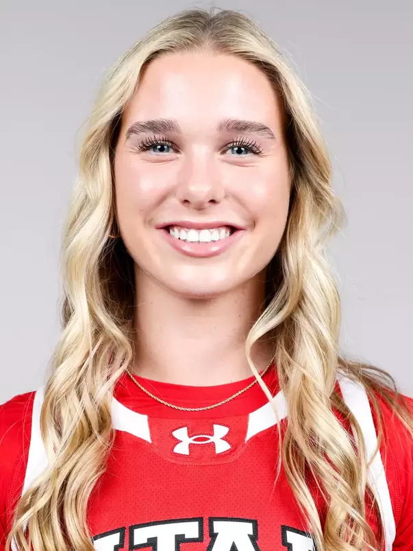 Brooke Walker headshot
