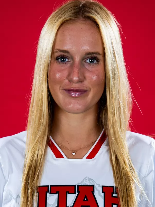 Katie Callaway 2024 Headshot