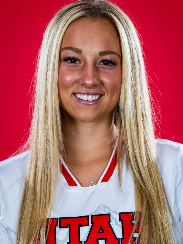 Siena Zunino 2024 Headshot