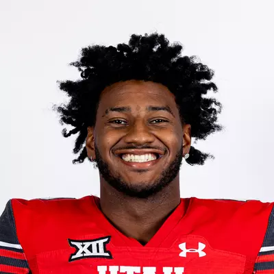Devon Dampier headshot