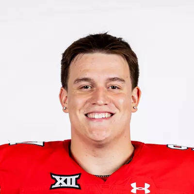 Lucas Samsula headshot