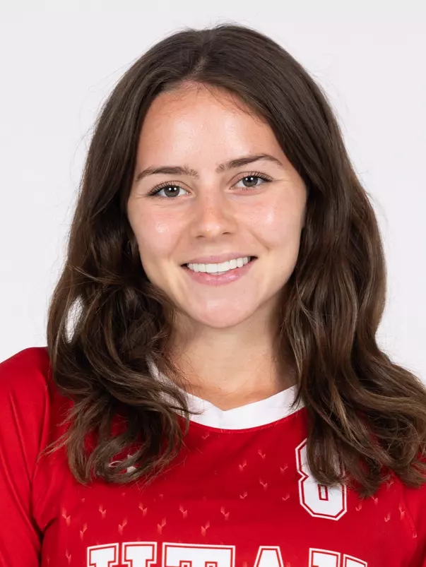 Maddie Stoddard Headshot