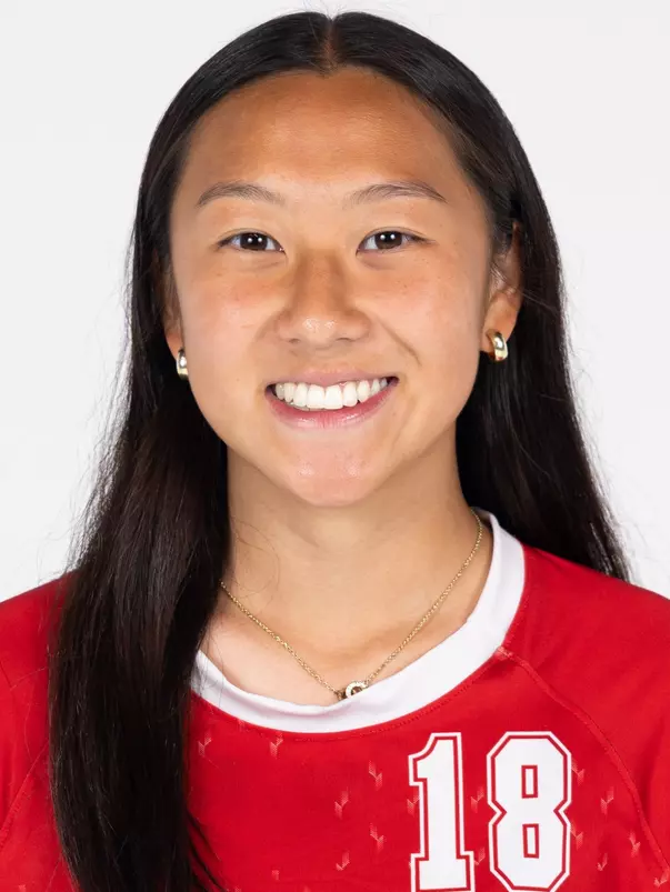 Maddie Stoddard Headshot
