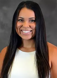 kylee kapp 2018 volleyball headshot