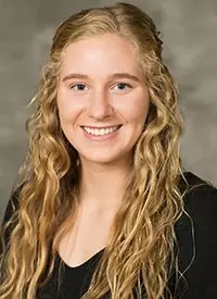 madison helt 2018 volleyball headshot