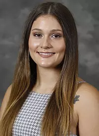 valentina bulhoes 2018 volleyball headshot