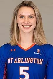 Bre Walp 2019 volleyball headshot