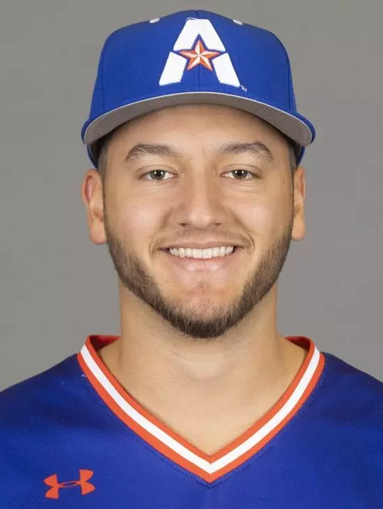 Tom Headshot