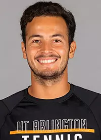 Alan Sau Franco Headshot