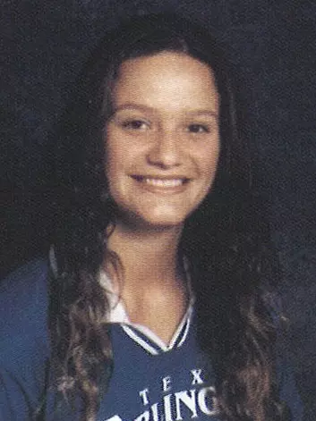 carol bozikis 2002 volleyball headshot