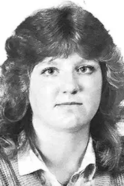 debbie gruca 1986-87 women's basketball headshot