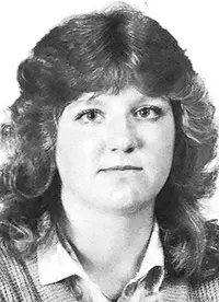 debbie gruca 1986-87 women's basketball headshot