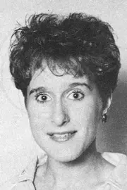 siobhan hunter 1986 volleyball headshot