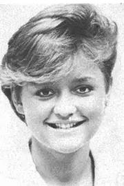 trava davis 1985 women's volleyball headshot