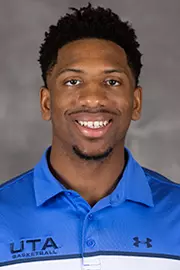 Damonze Woods Web Head shot 22