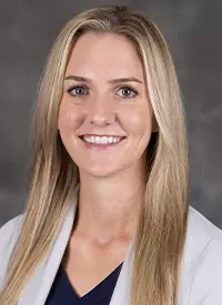 Kara Dill Headshot