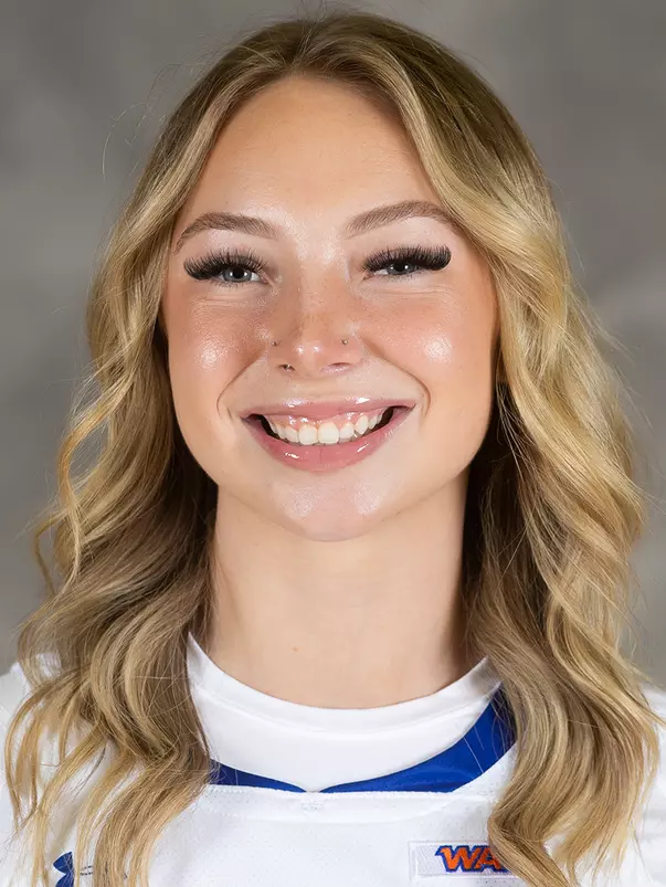 cassidee kinslow 2022-23 headshot